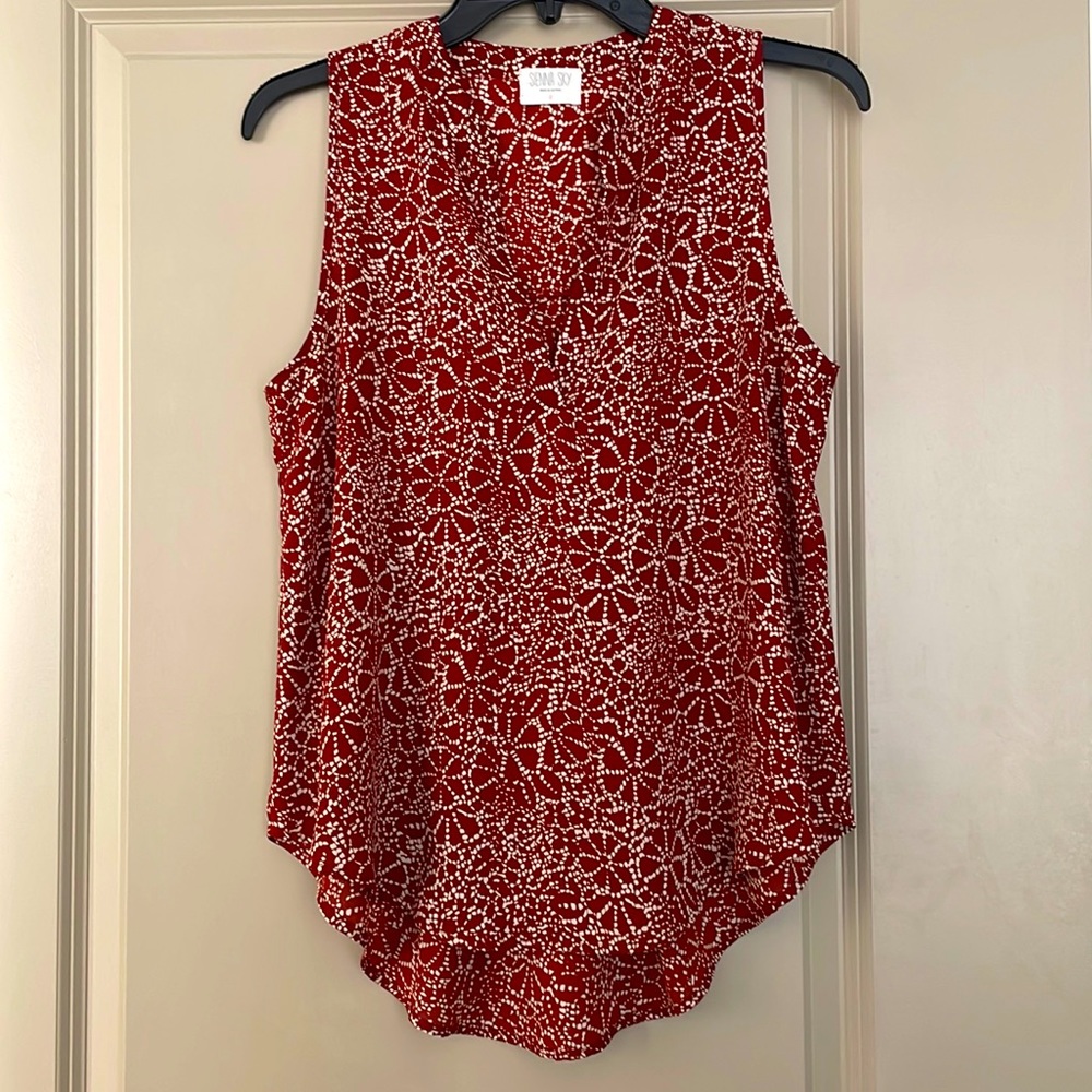 Sienna Sky, women’s sleeveless blouse, maroon with cream design, size S
